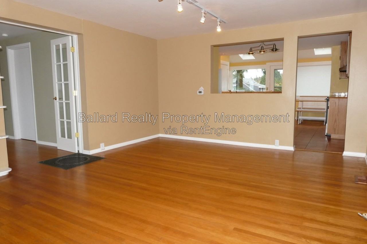 509 N 70th St - Photo 5 of 22