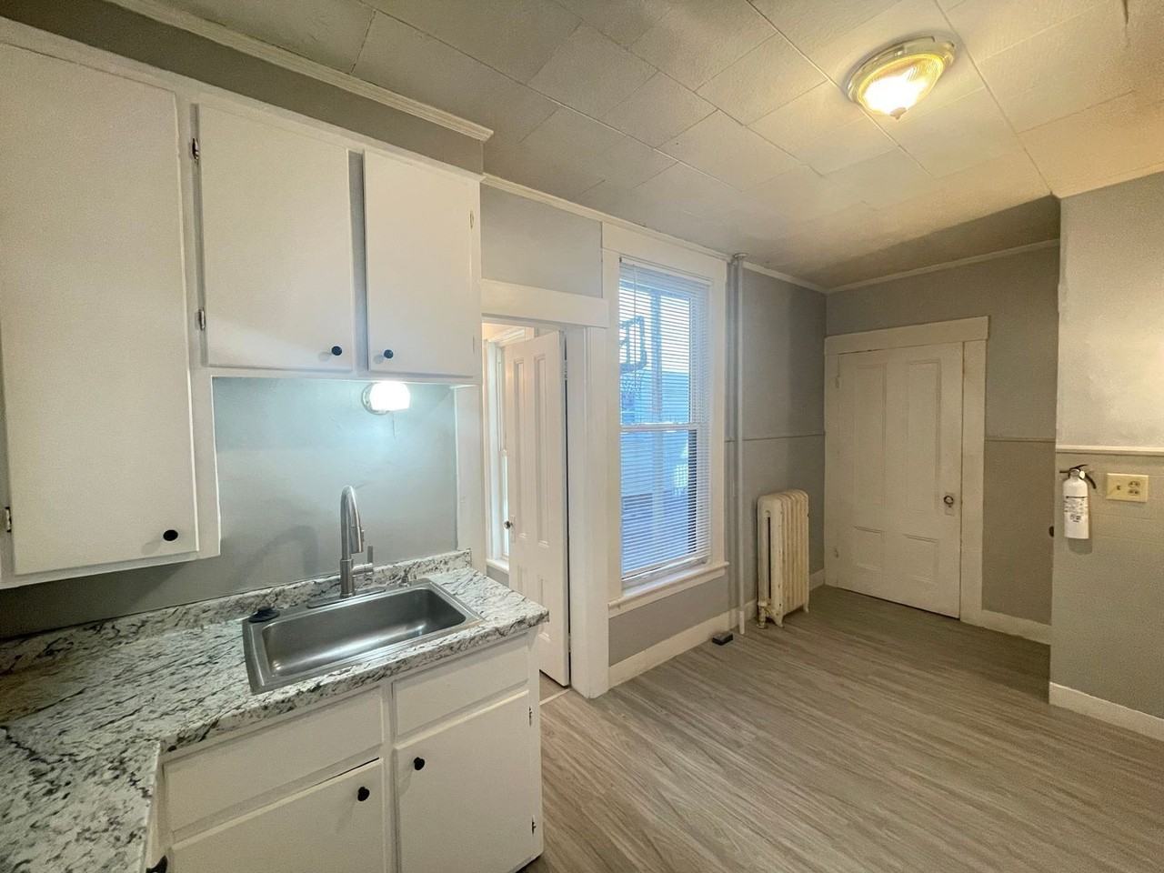 341 Hanover St #1 - Photo 4 of 13