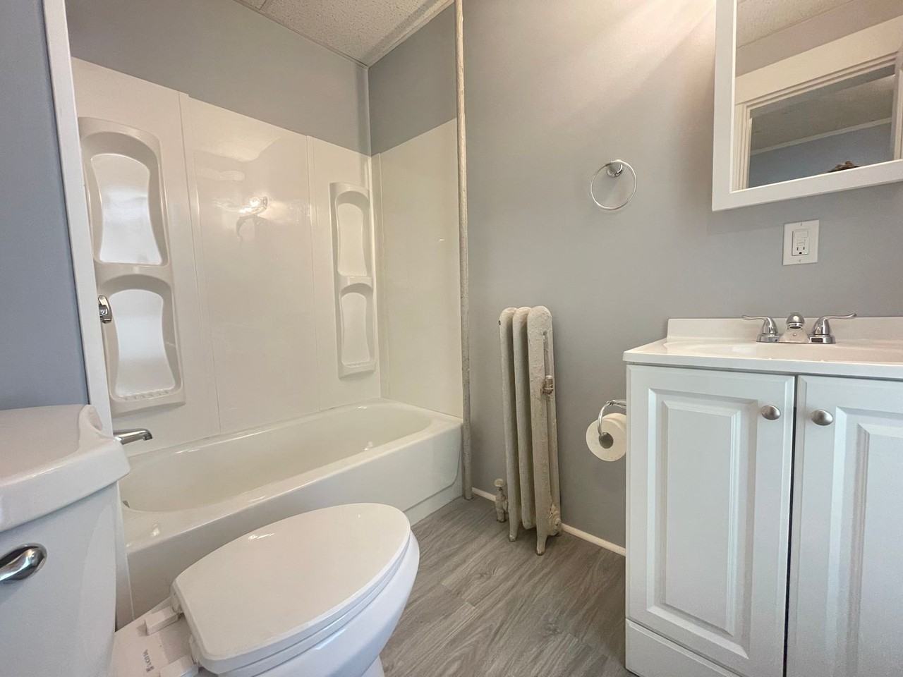 341 Hanover St #1 - Photo 5 of 13