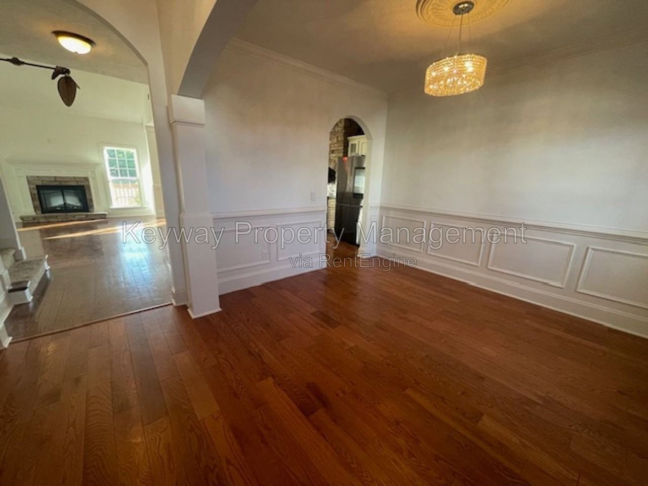 880 Willow Lk - Photo 4 of 26
