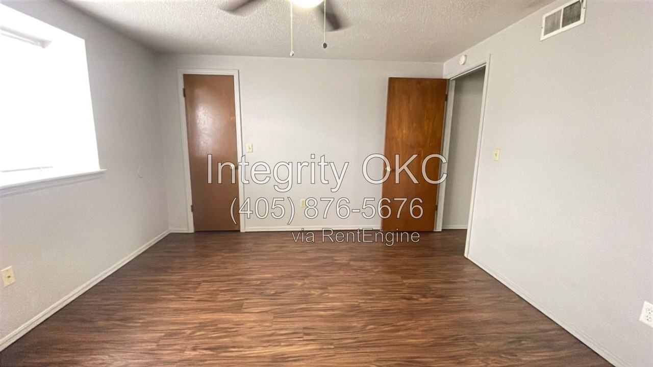 2612 Elwood Dr - Photo 4 of 28