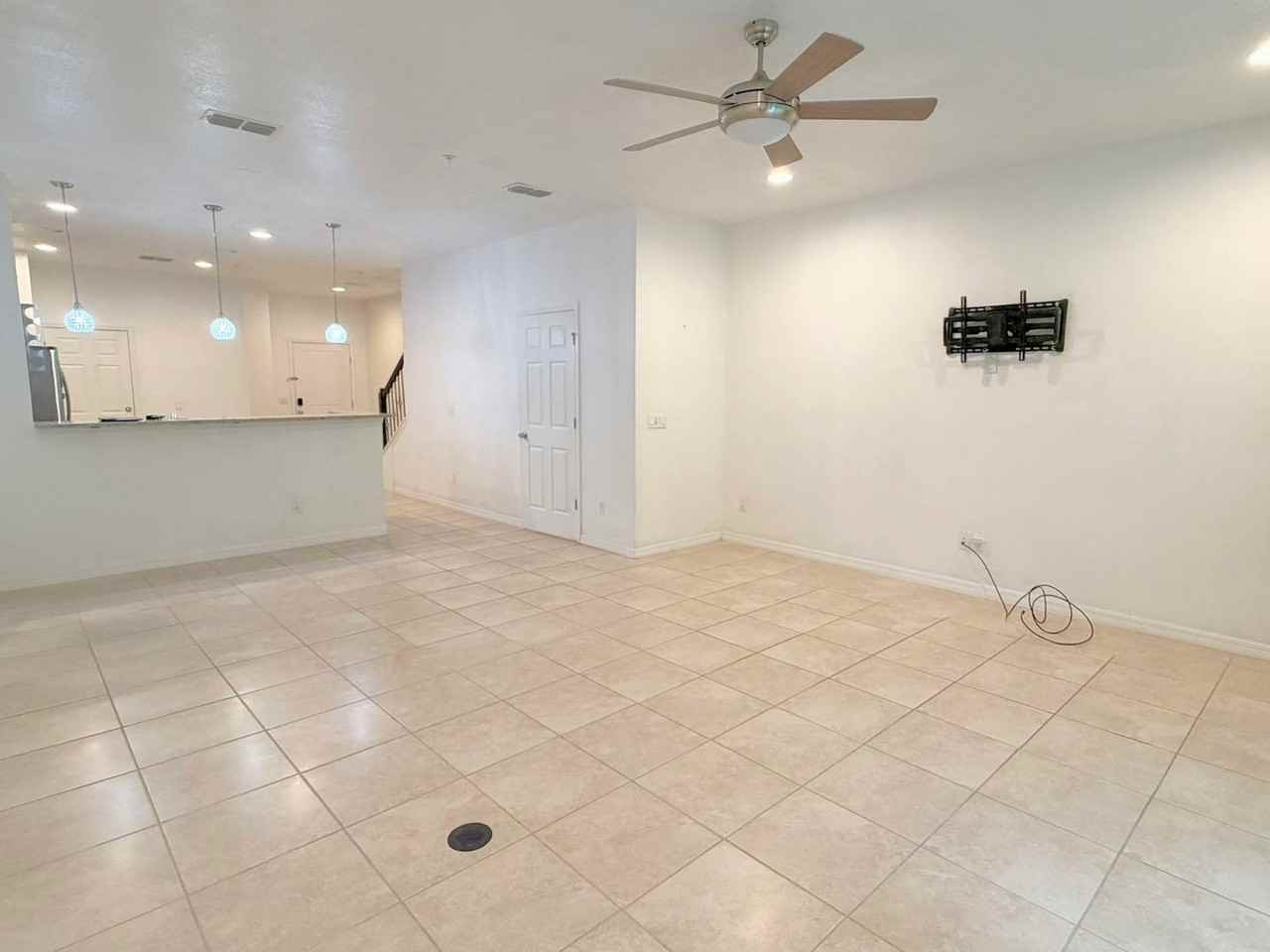 1288 Pavia Dr - Photo 4 of 23