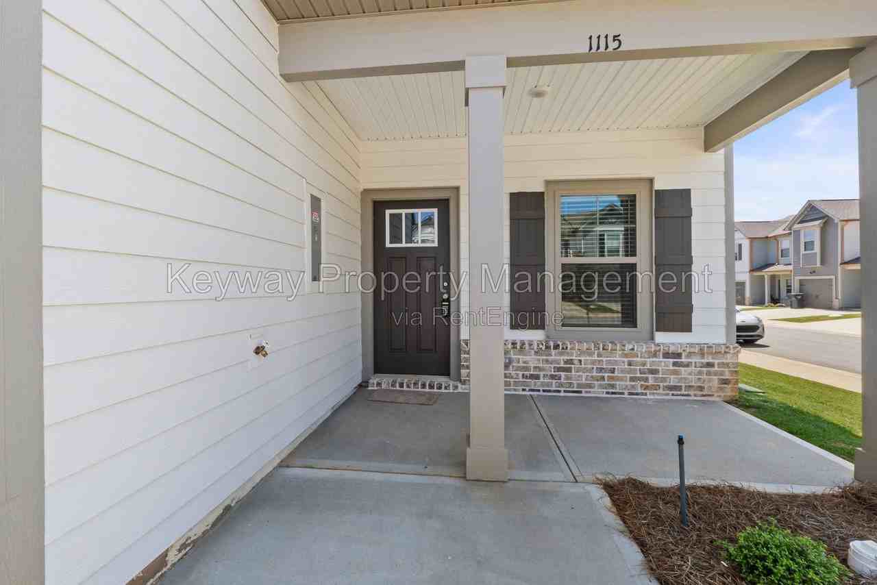 1121 Jolly Ln - Photo 4 of 24