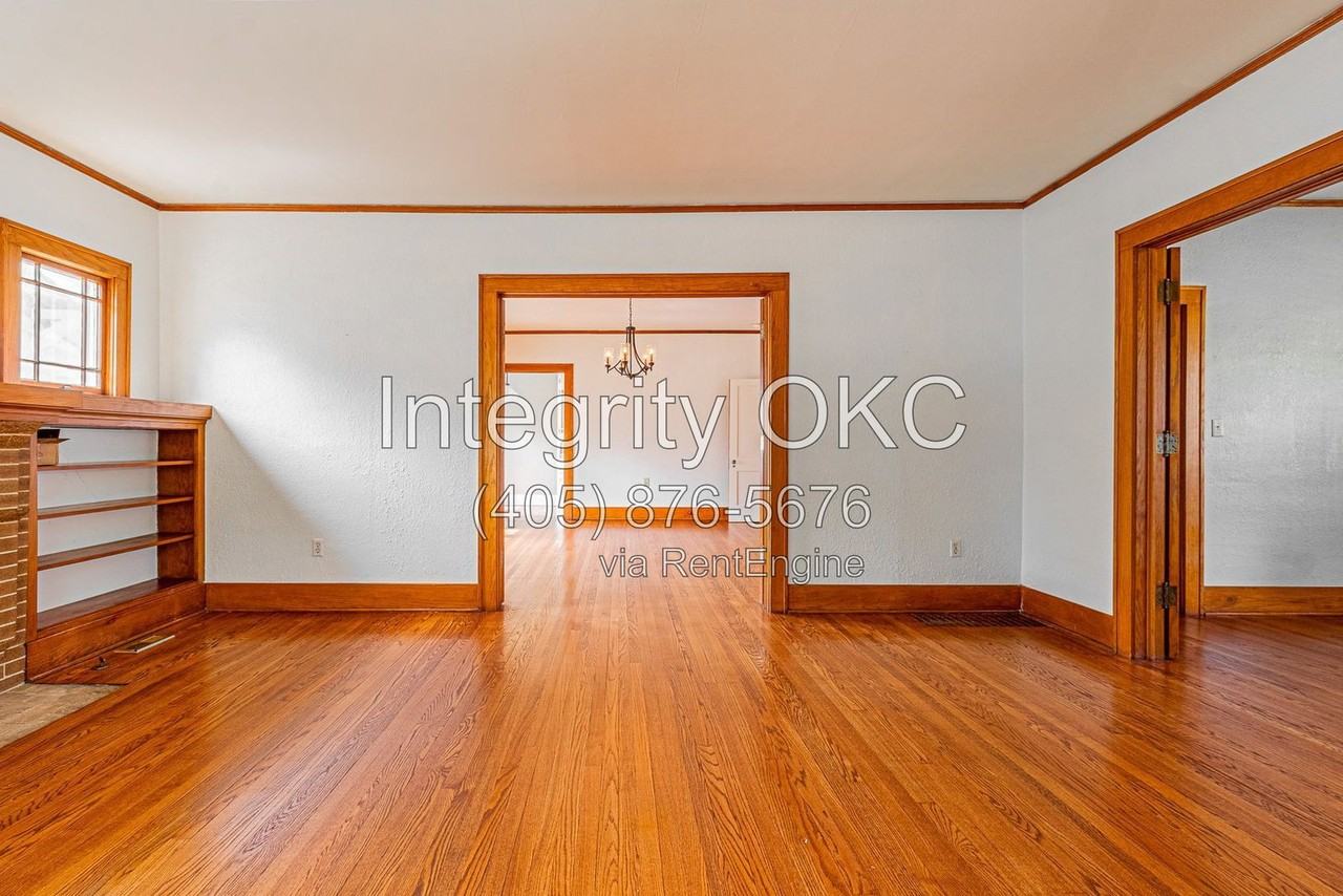 205 Nw 21st St - Photo 4 of 26