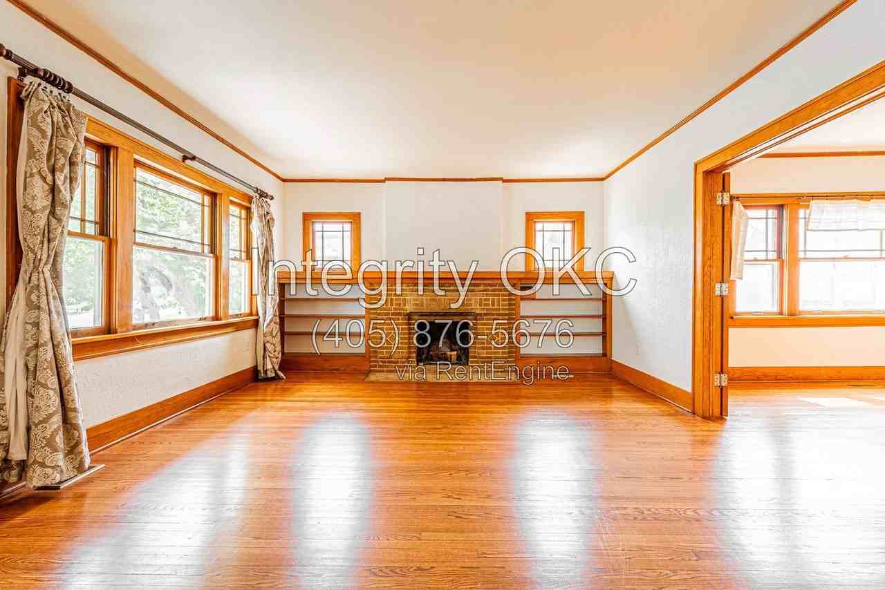 205 Nw 21st St - Photo 6 of 26