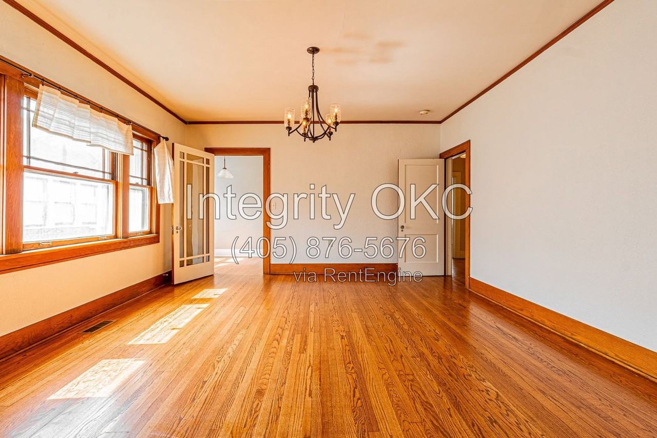 205 Nw 21st St - Photo 7 of 26