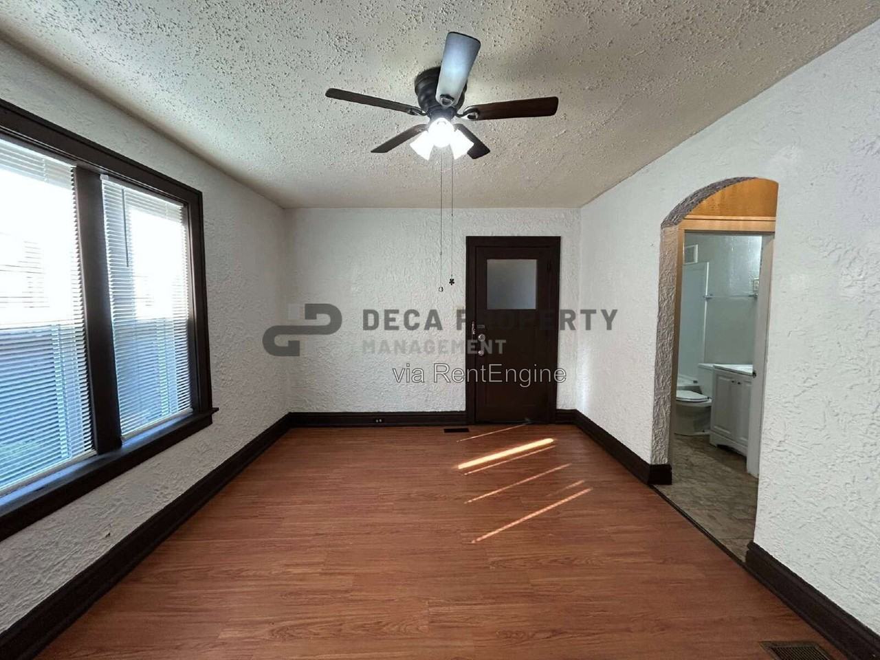 4231 Ellenwood Ave #102 - Photo 3 of 7