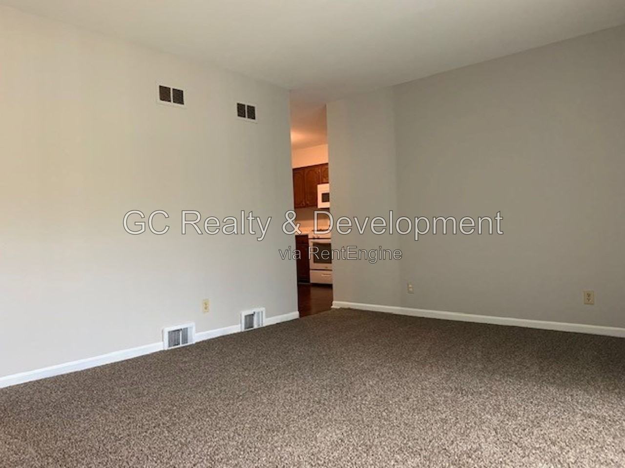9 Simpson St #G - Photo 3 of 15