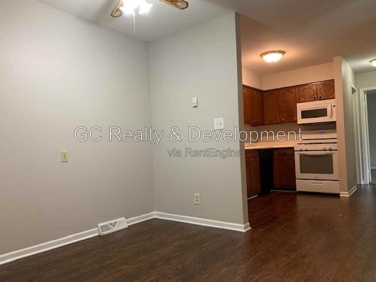 9 Simpson St #G - Photo 4 of 15