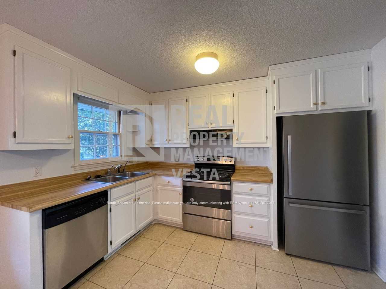 553 Beauregard Dr - Photo 2 of 20