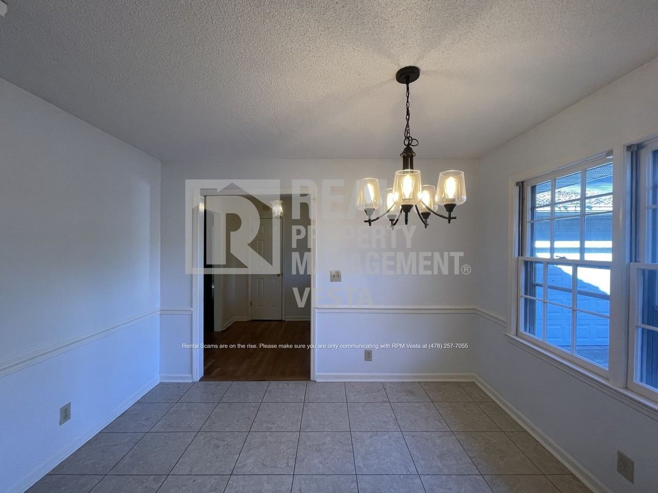 553 Beauregard Dr - Photo 4 of 20