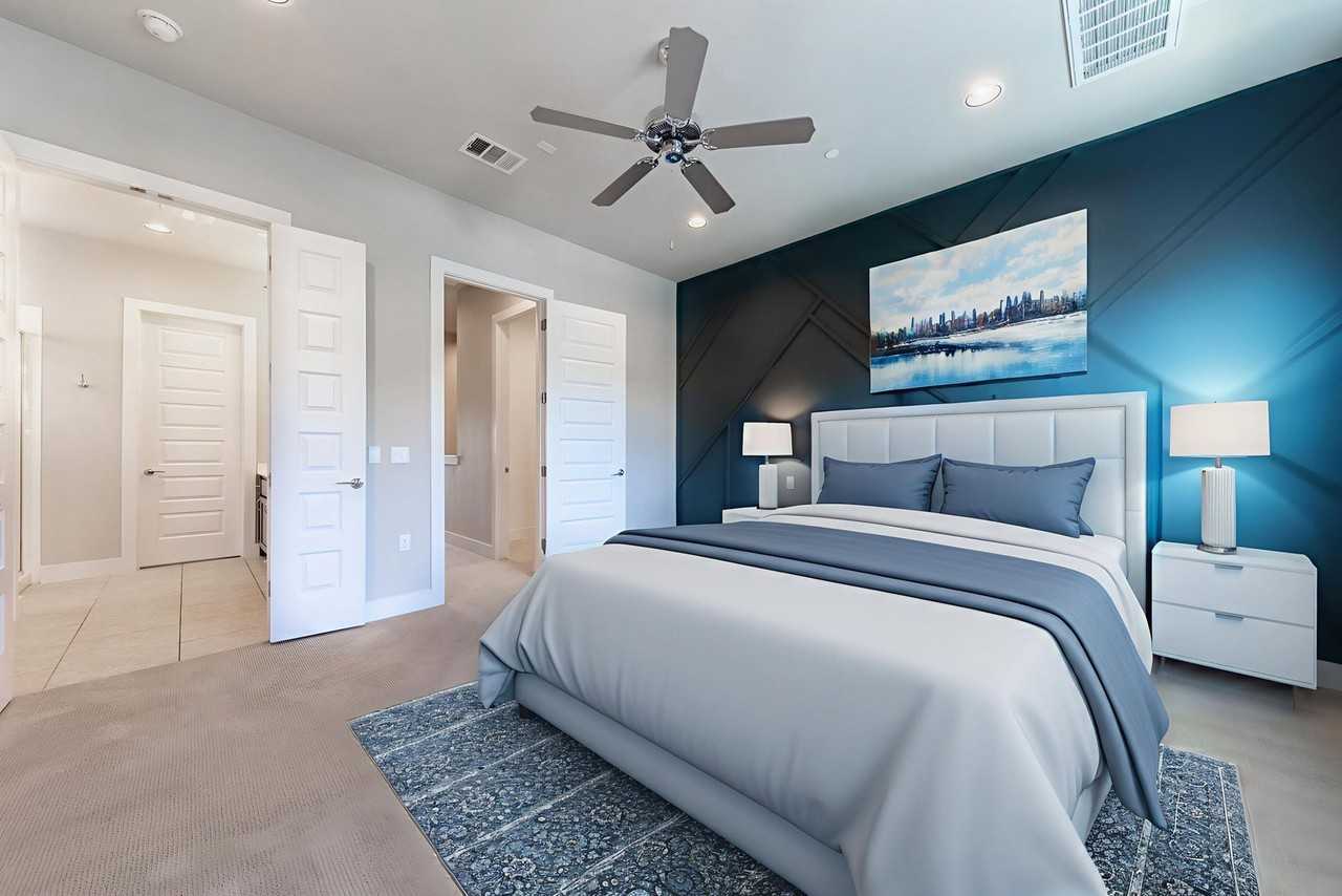 3108 E 51st St #701 - Photo 4 of 50