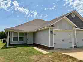 2121 Ingalls Ln #B - Photo 1 of 1