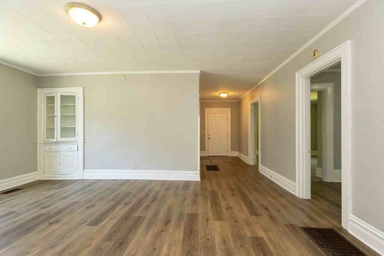 4028 Highland Ave - Photo 6 of 21