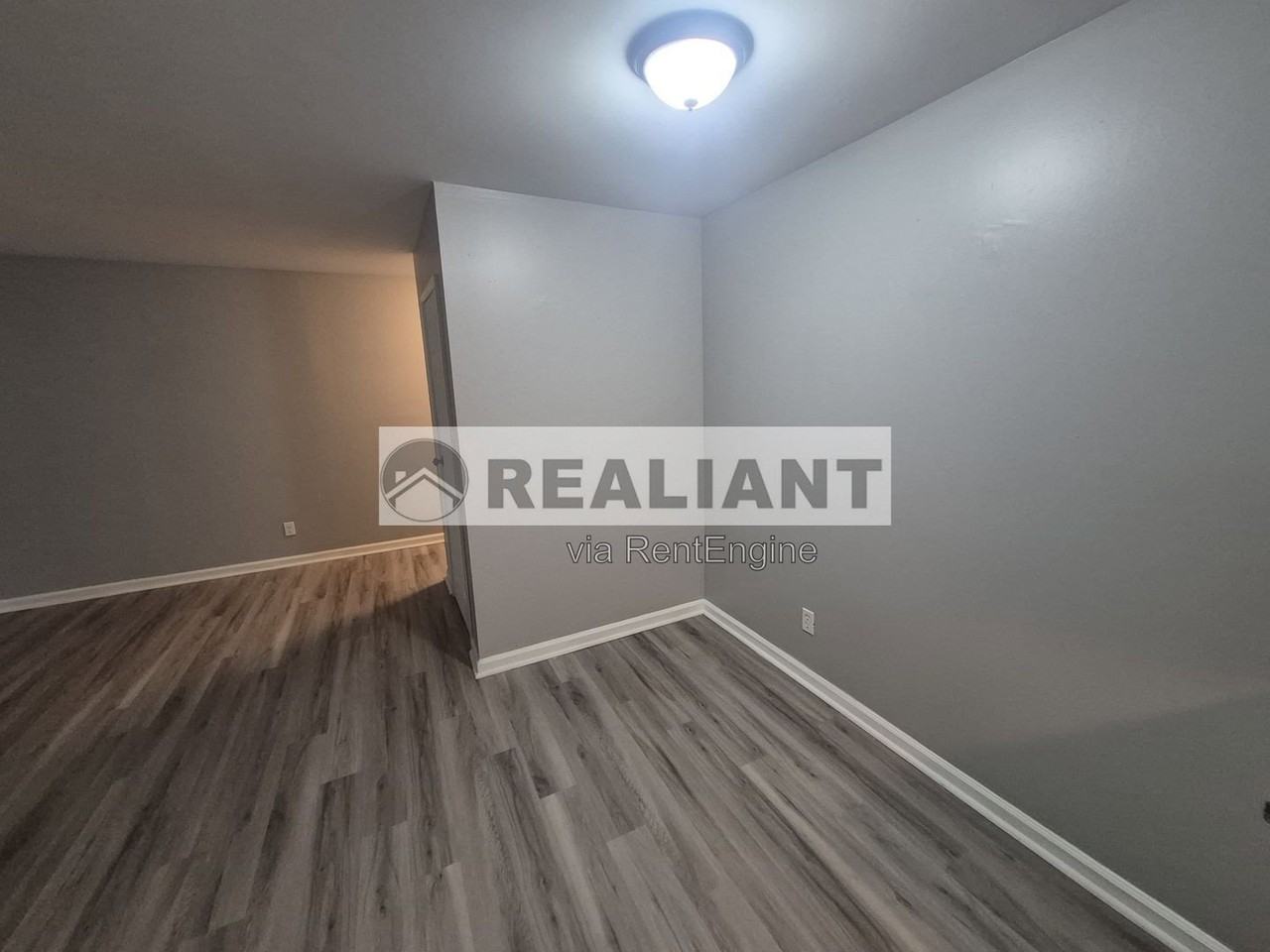 2521 Warren St #7 - Photo 4 of 8