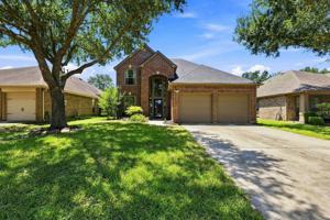 featured image of 5526 Walnut Glen Ln