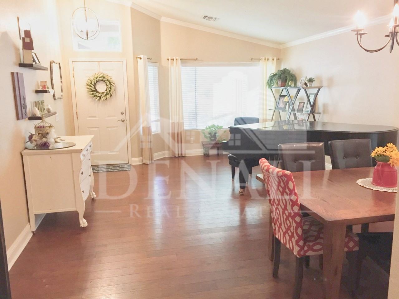 5758 E Garnet Ave - Photo 2 of 11