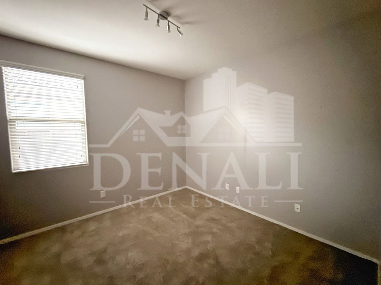 5231 W Leodra Ln - Photo 6 of 13