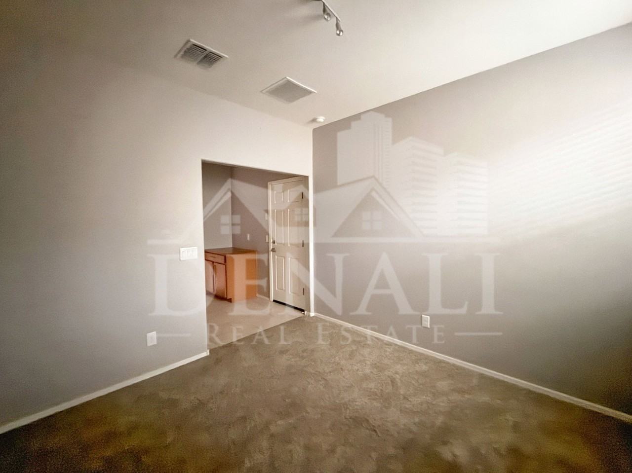 5231 W Leodra Ln - Photo 7 of 13