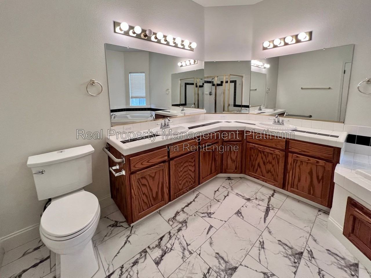 10263 N Recreation Ave - Photo 5 of 10