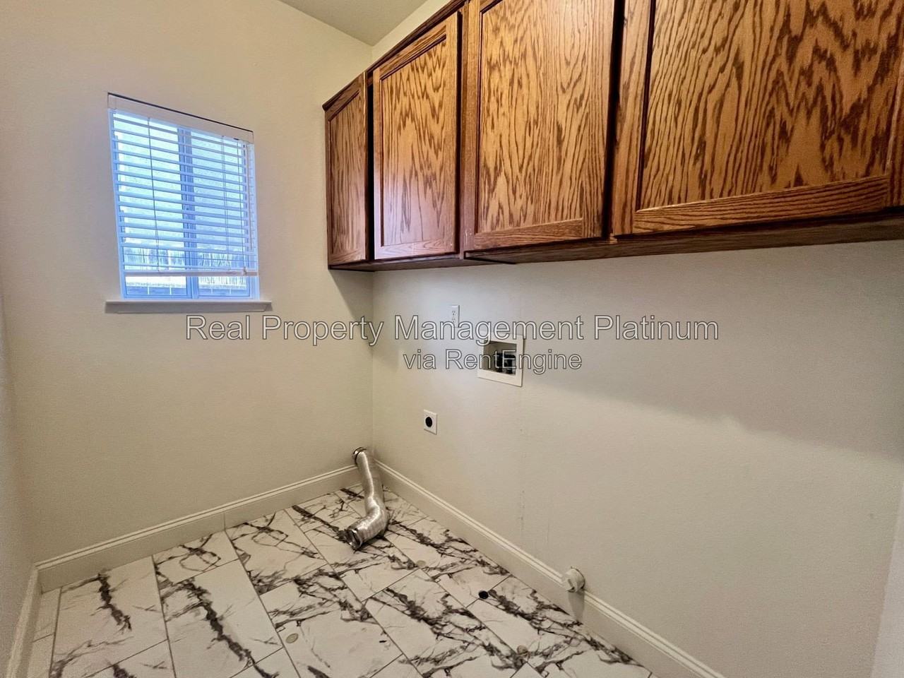 10263 N Recreation Ave - Photo 6 of 19