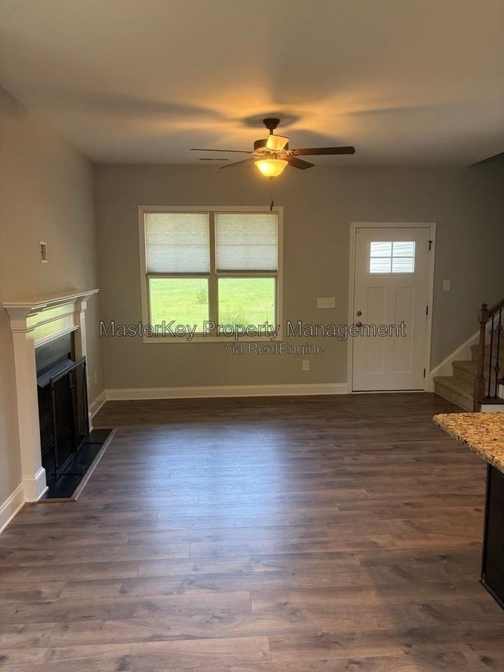 275 Buhrstone Mill St - Photo 7 of 23