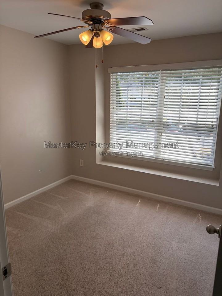 3623 Bison Hill Ln - Photo 6 of 16