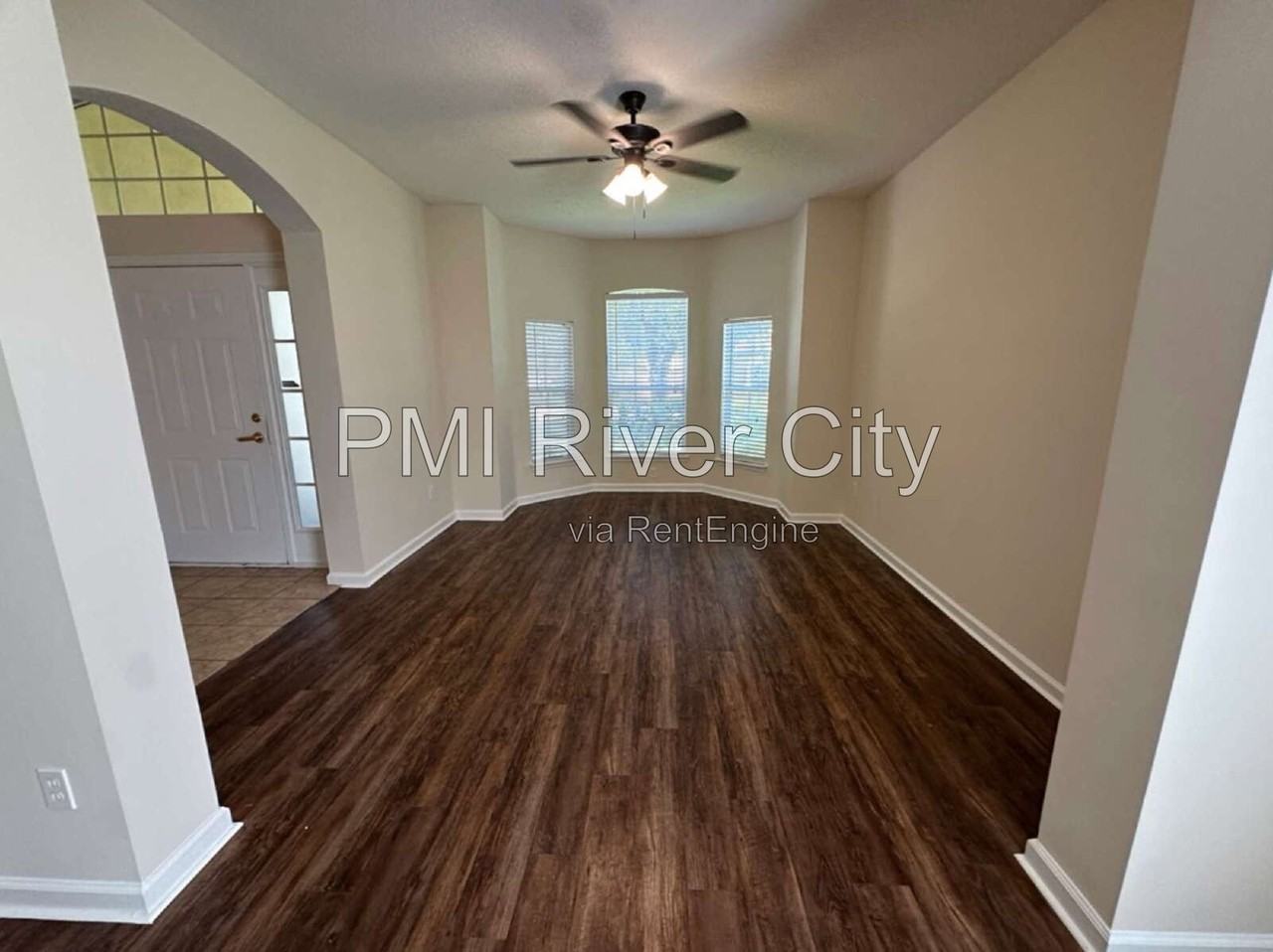 3553 Silver Bluff Blvd - Photo 5 of 26