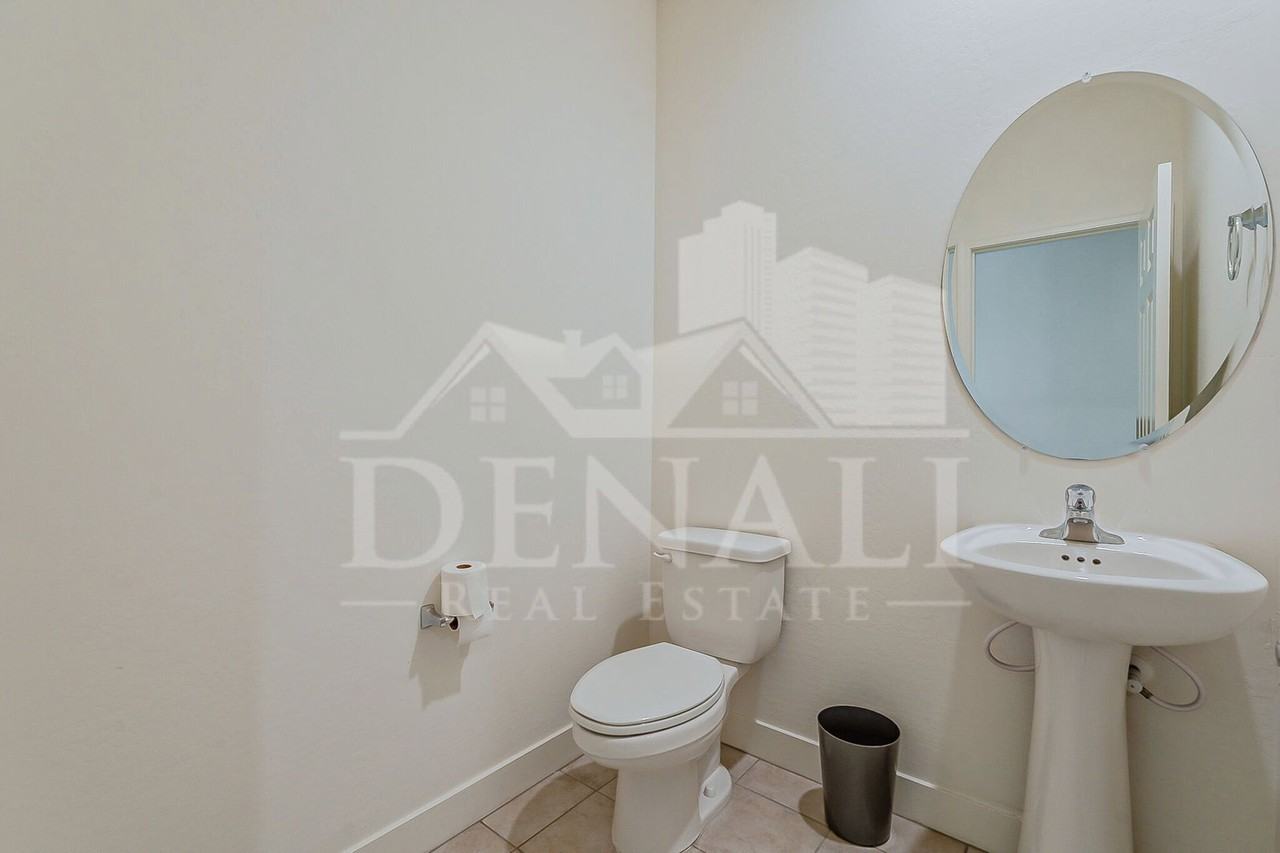 10962 W Taylor St - Photo 7 of 43
