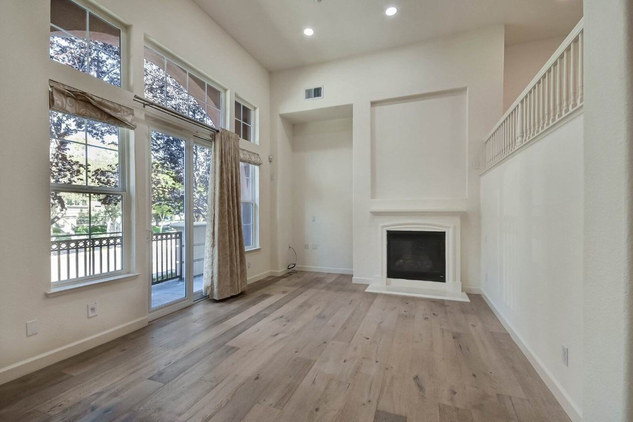 4518 Lick Mill Blvd - Photo 5 of 42