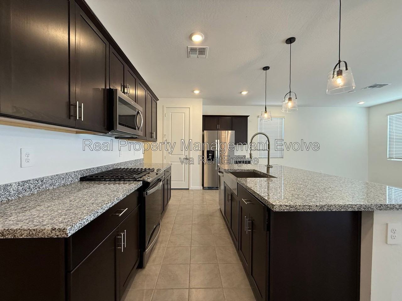 4169 W Jeanette Ln - Photo 3 of 26