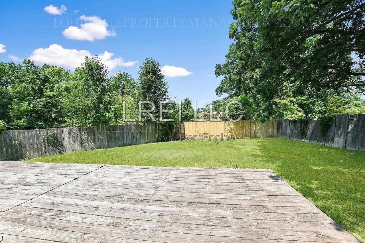 8300 Candleglow Ln - Photo 6 of 15