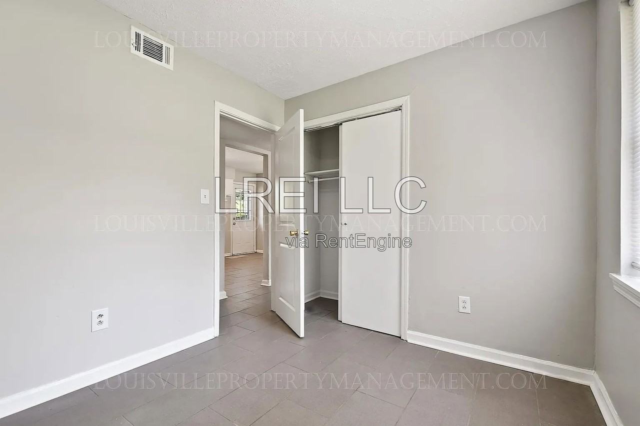 8300 Candleglow Ln - Photo 7 of 15