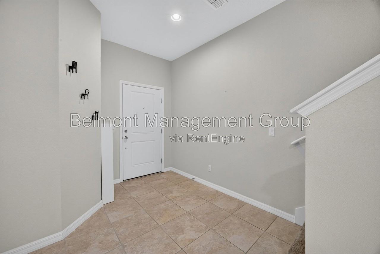 3004 Alessa Loop - Photo 5 of 24