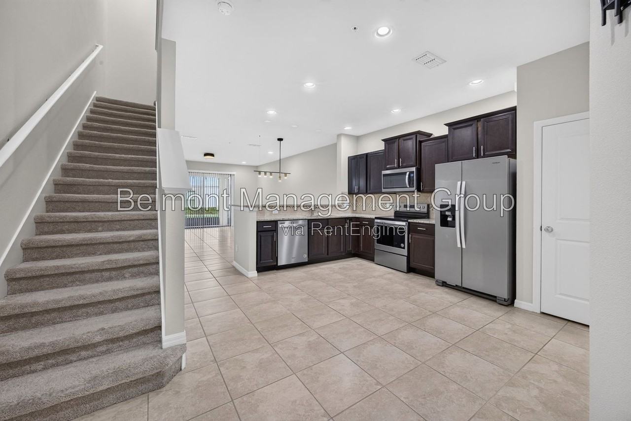 3004 Alessa Loop - Photo 6 of 24
