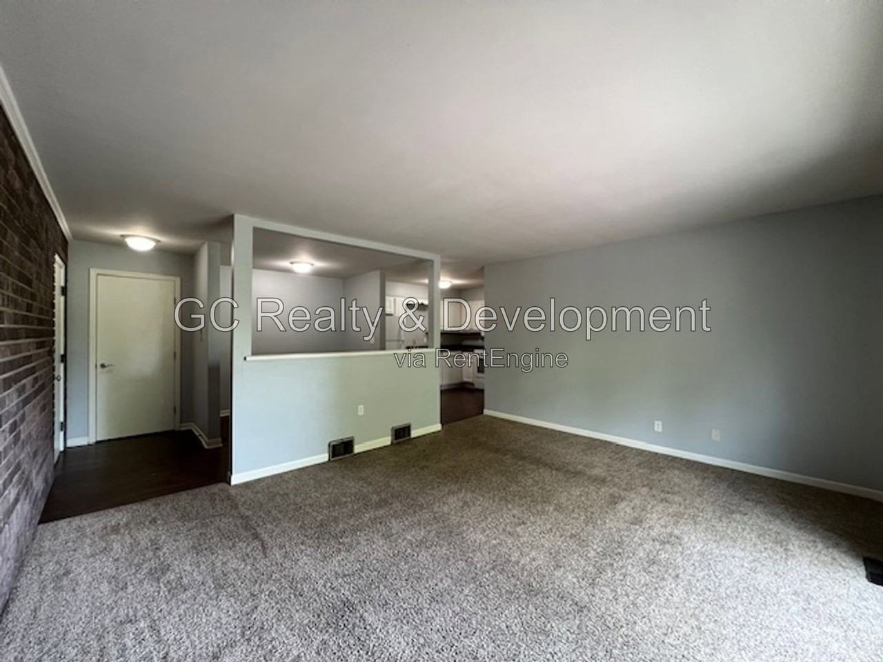 12 Simpson St #D - Photo 4 of 17