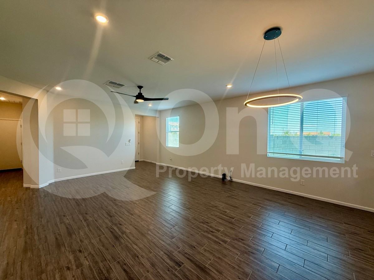 17309 W Paraiso Ln - Photo 4 of 17