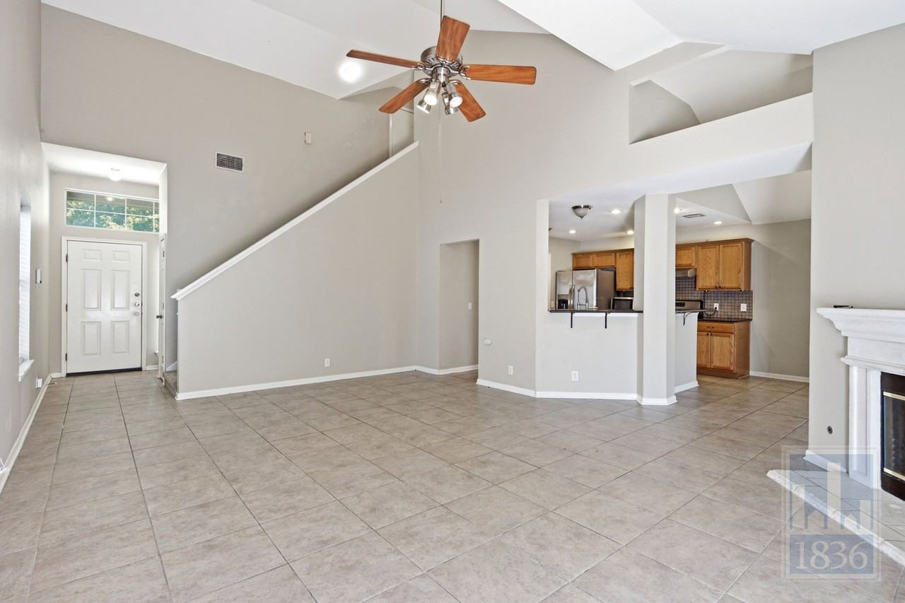 10718 Claywood Dr - Photo 7 of 35
