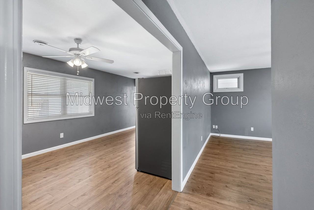 1595 Flicker Dr - Photo 6 of 28