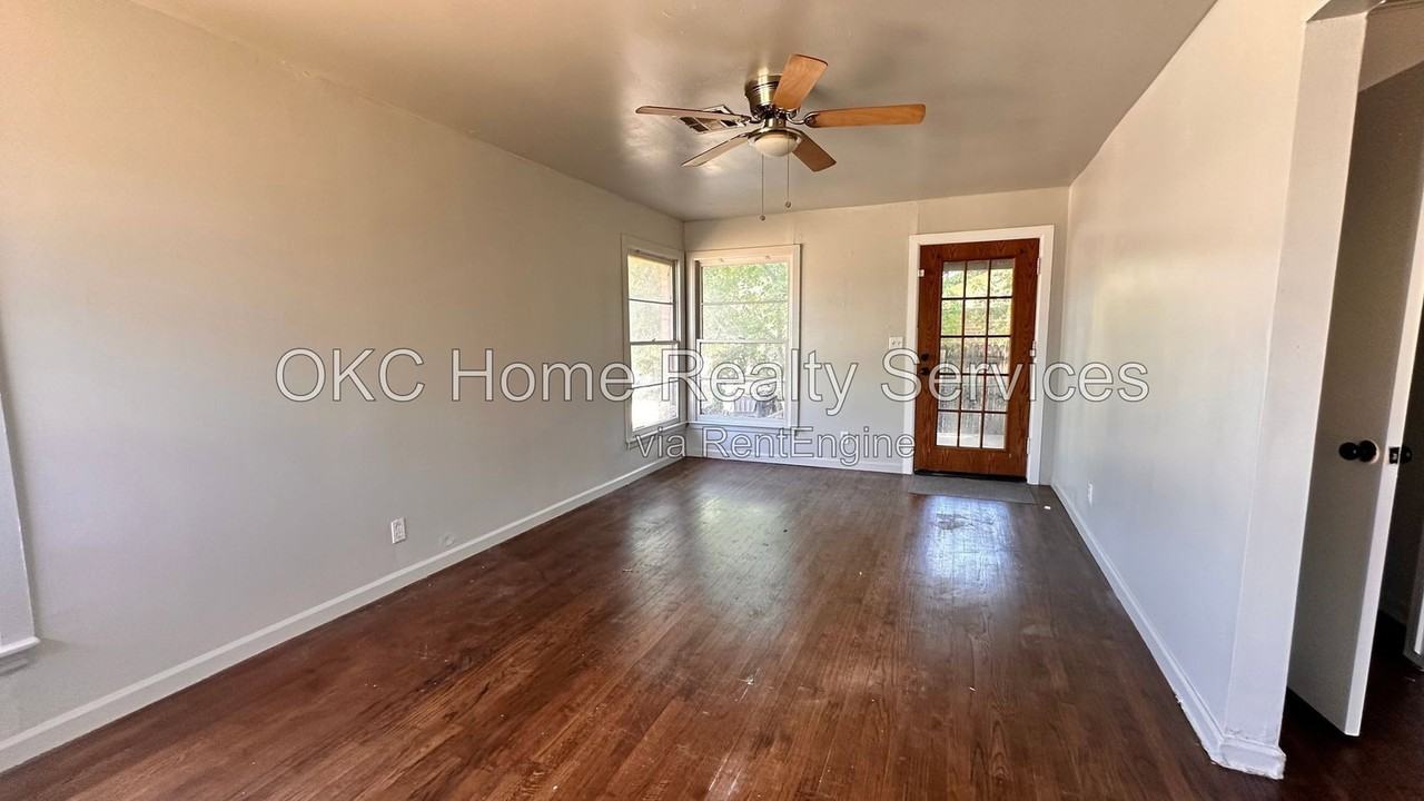 6413 N Ross Ave - Photo 4 of 17