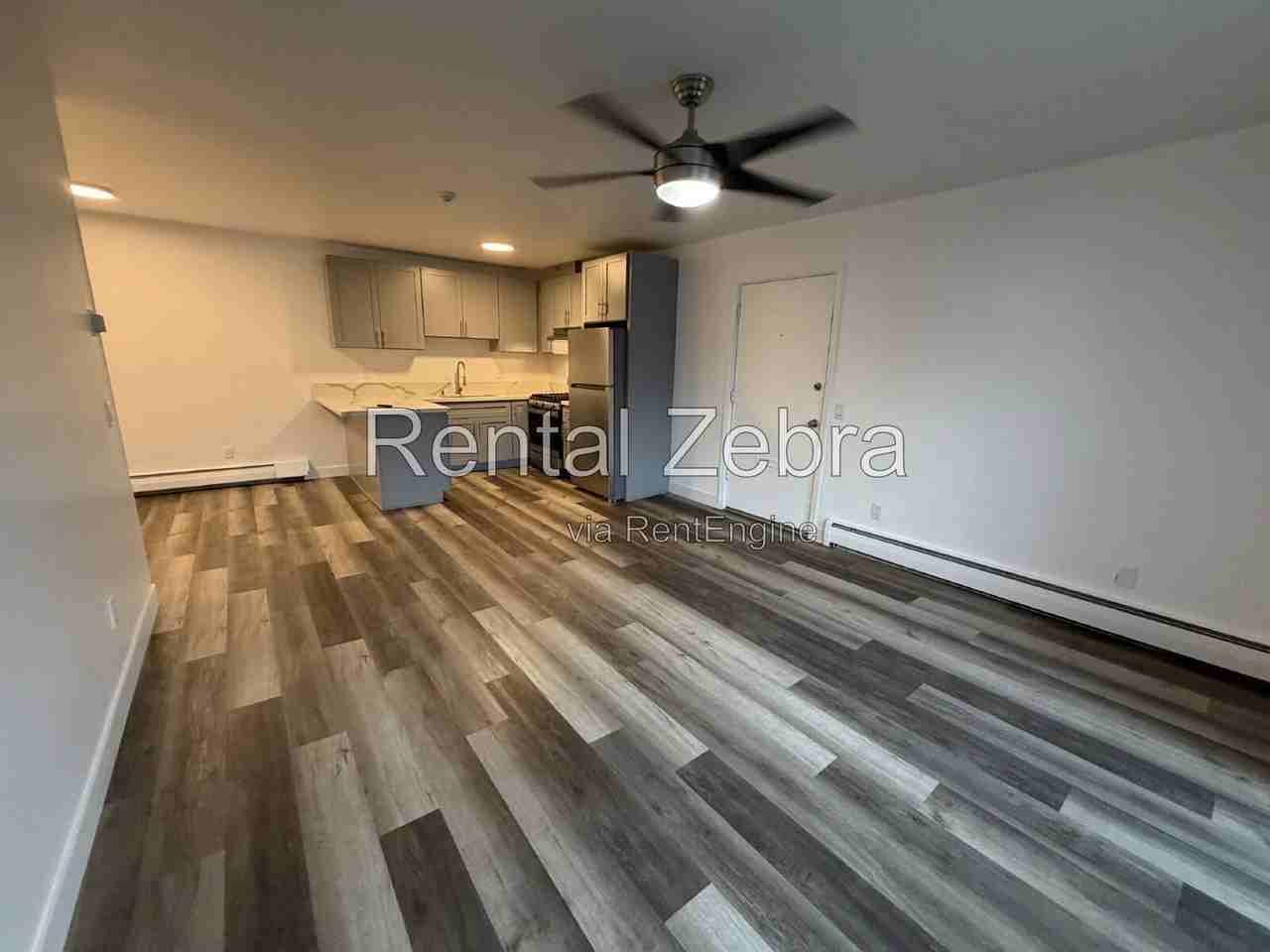 1440 Southwest Blvd #19 - Photo 2 of 12