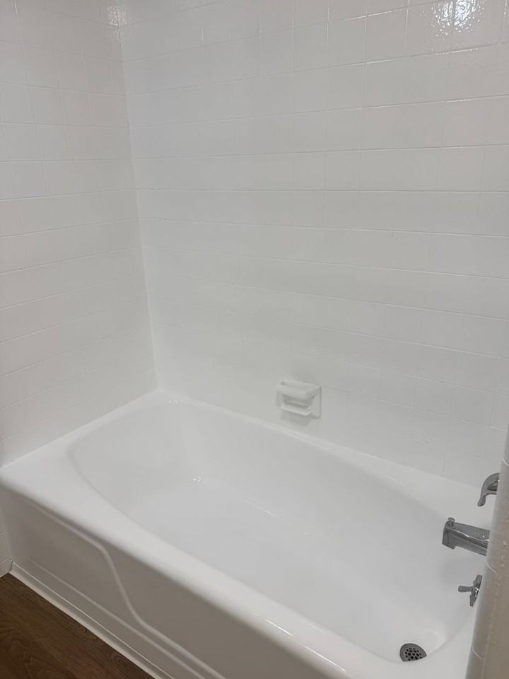 045 - Jackson Apartments - Photo 5 of 17