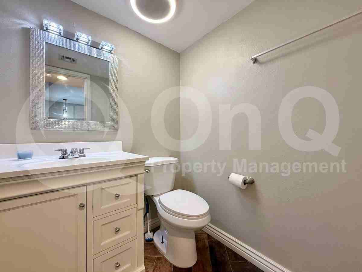 4601 E Southgate Ave - Photo 7 of 26