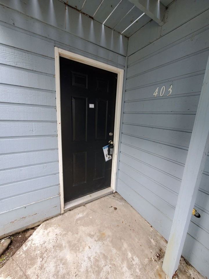 403 Senate St Nw - Photo 3 of 26