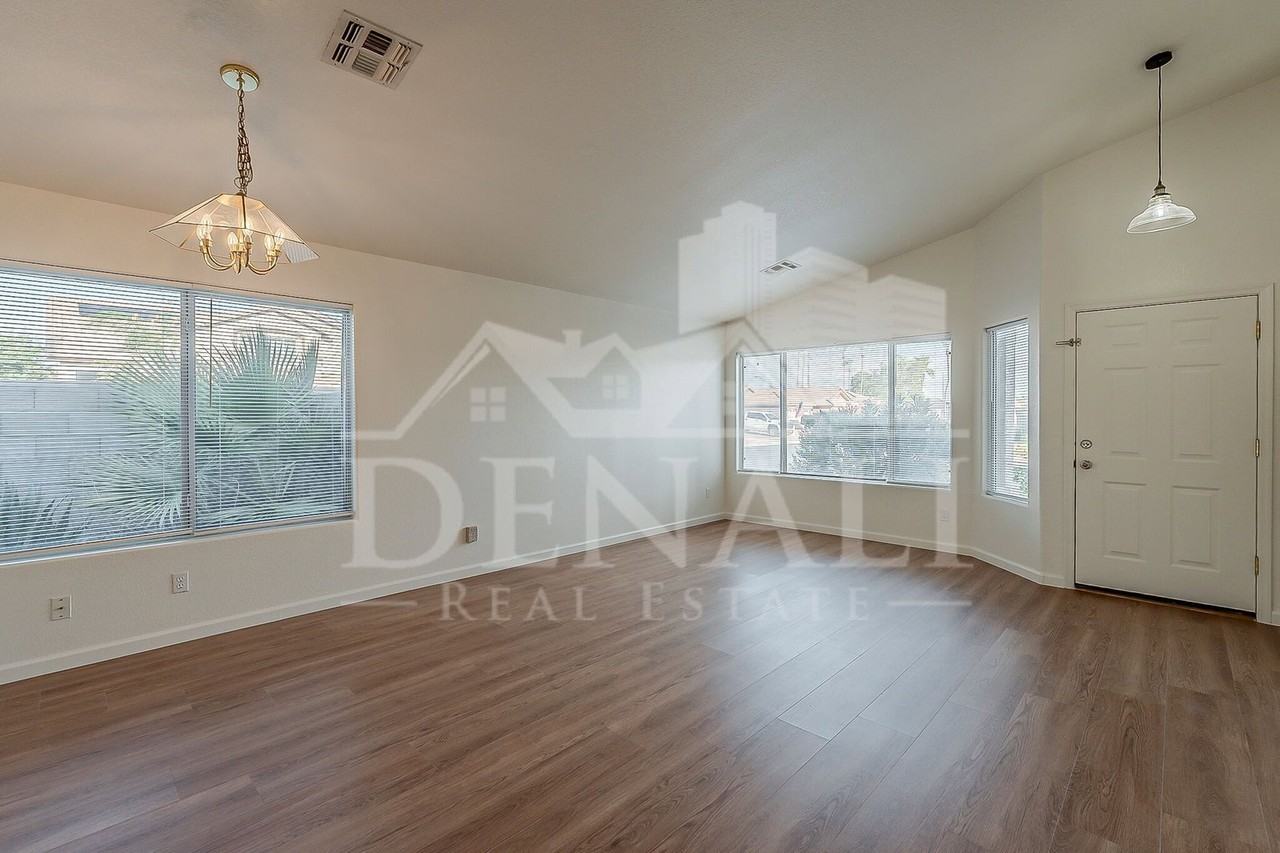 3980 E Pinon Ct - Photo 4 of 41