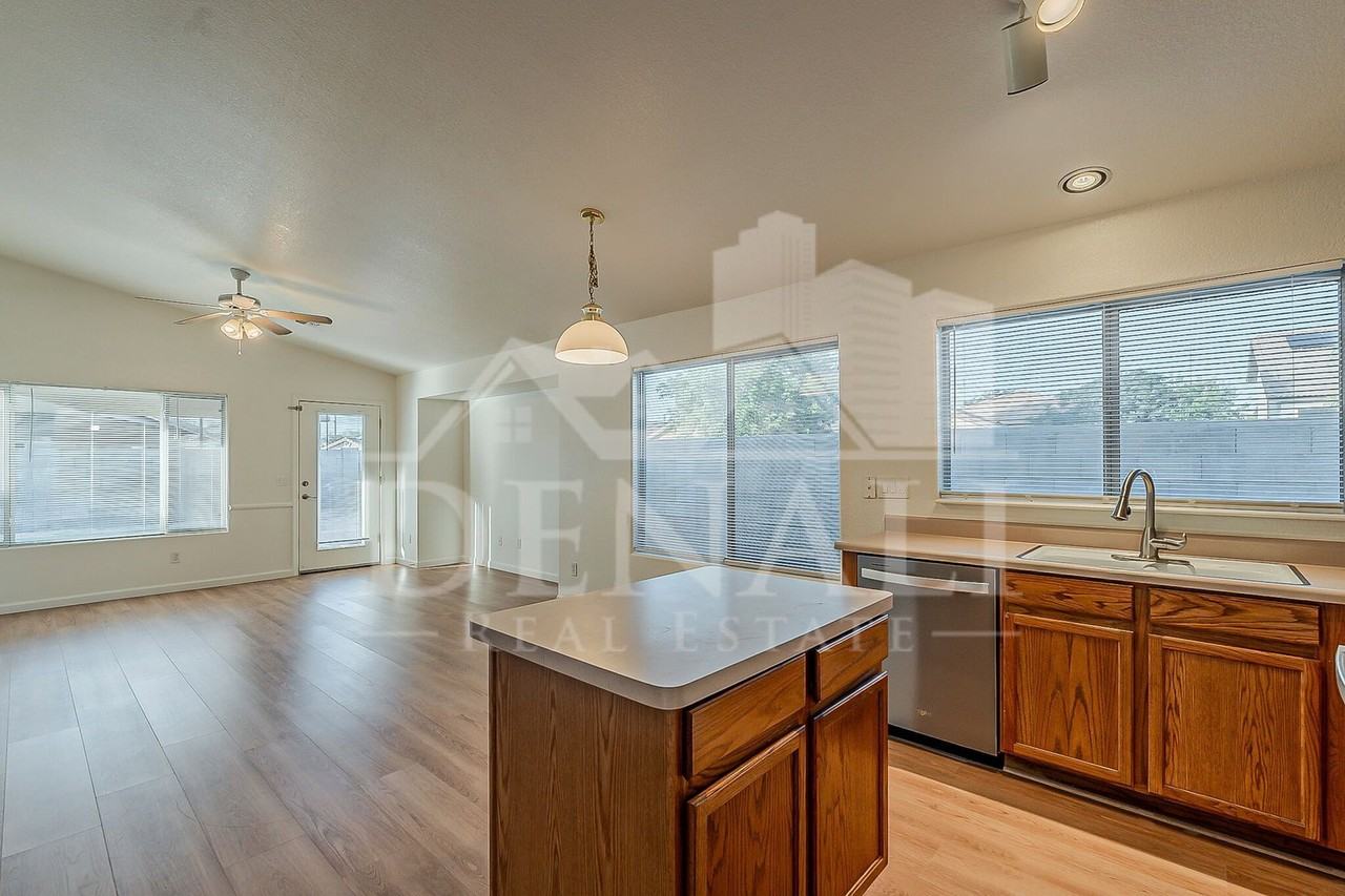 3980 E Pinon Ct - Photo 7 of 38