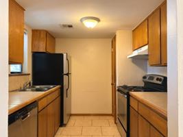 featured image of 1207 E 15th St