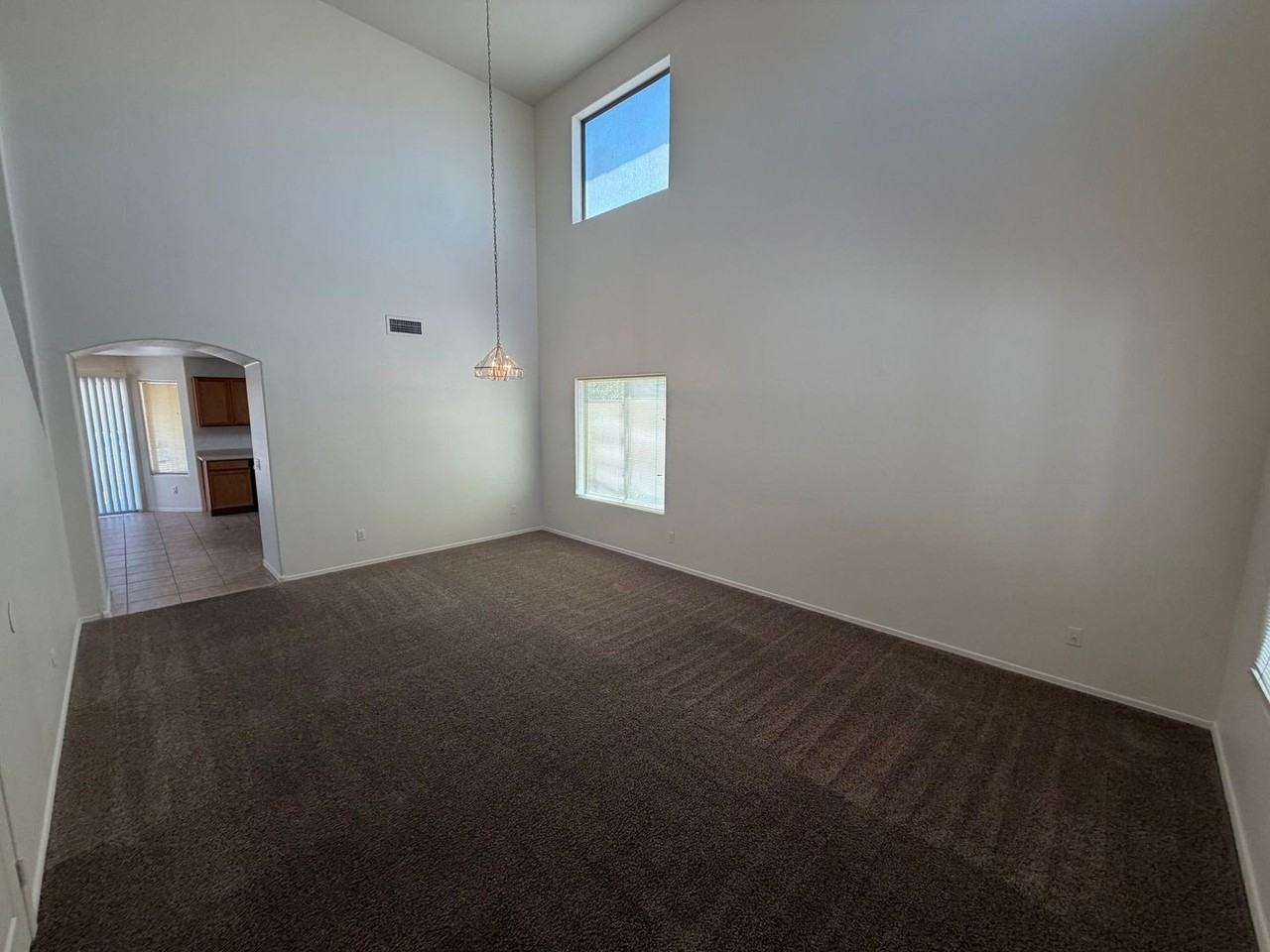 6631 S 18th Ln - Photo 4 of 31