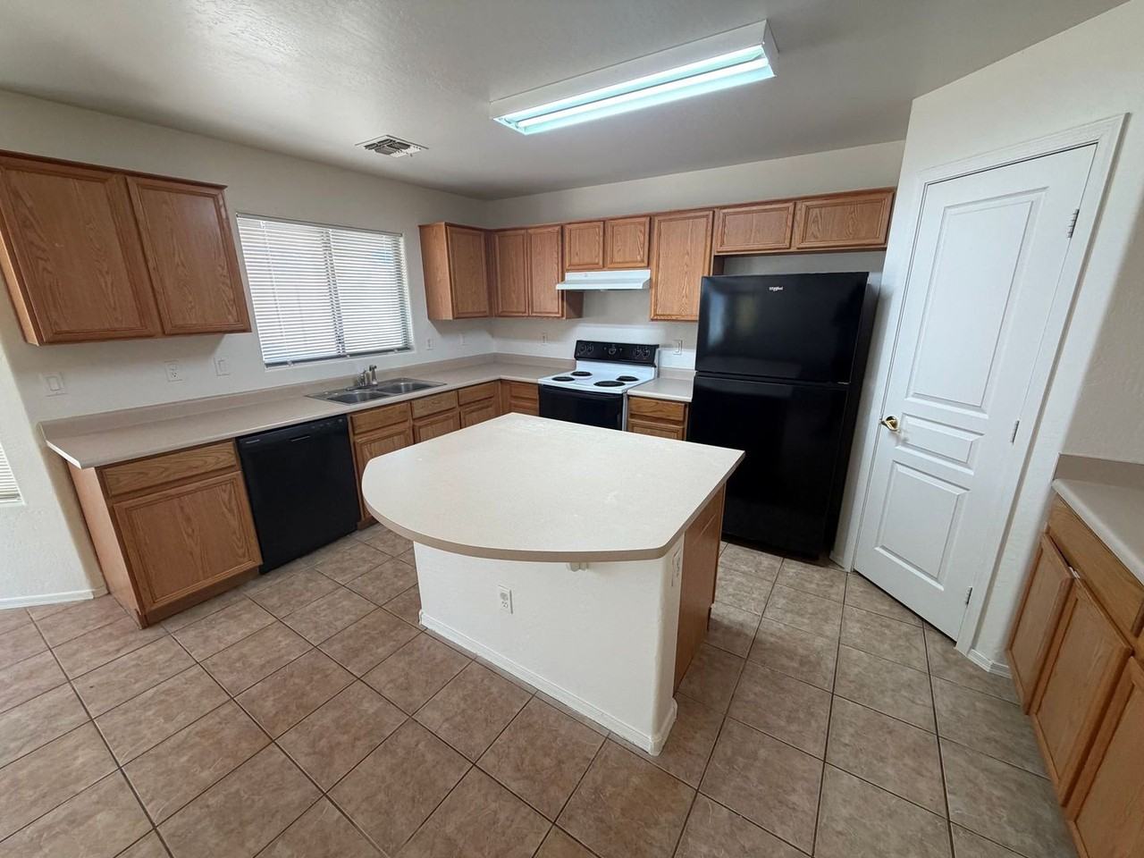 6631 S 18th Ln - Photo 6 of 31