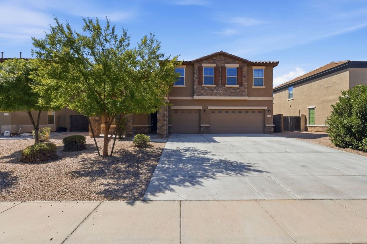2949 E Isaiah Ave - Photo 4 of 40
